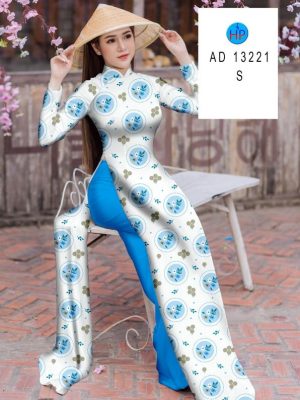 1691746995 vai ao dai mau moi vua ra (16)